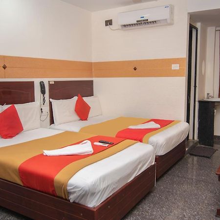 Hotel Boopathi Madurai Esterno foto